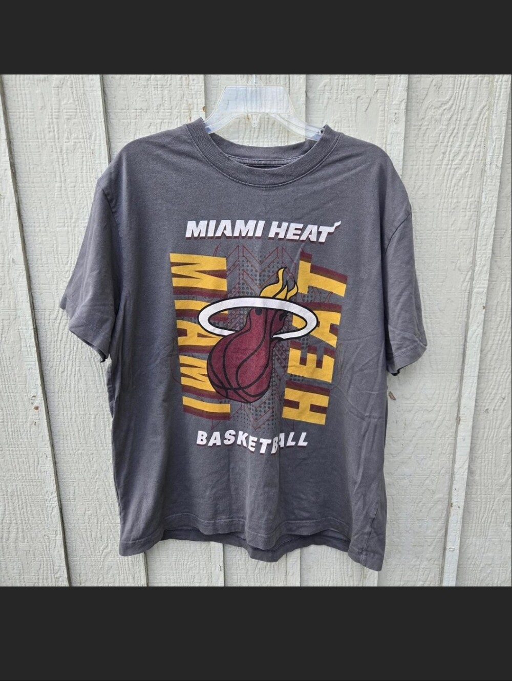 NBA Miami Heat Grey Graphic Tee Basketball T-Shirt Large